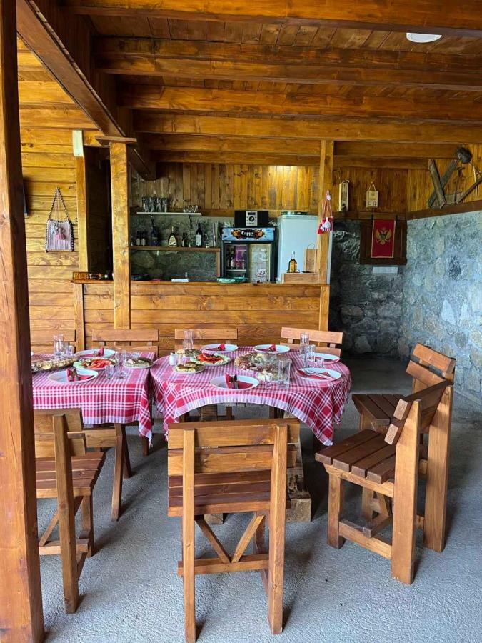 Etno Selo Zuric Chalet